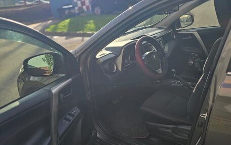 Toyota RAV4, 2014 год, 1 800 000 рублей, 25 фотография