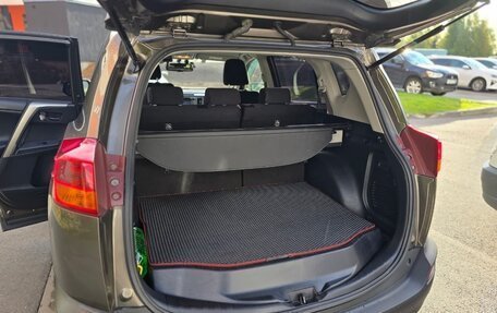 Toyota RAV4, 2014 год, 1 800 000 рублей, 26 фотография