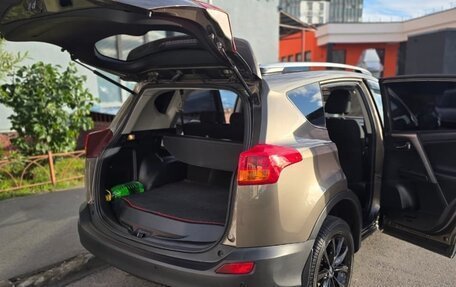 Toyota RAV4, 2014 год, 1 800 000 рублей, 29 фотография