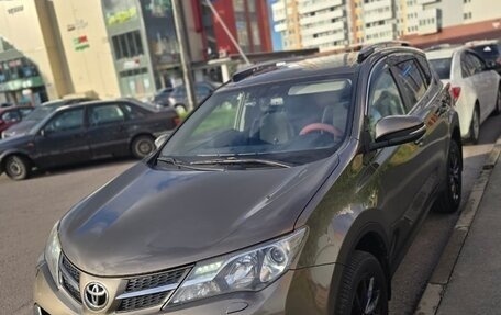 Toyota RAV4, 2014 год, 1 800 000 рублей, 19 фотография