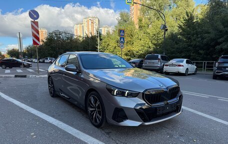 BMW 5 серия, 2024 год, 8 999 999 рублей, 3 фотография