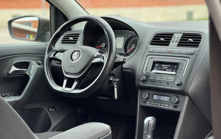 Volkswagen Polo VI (EU Market), 2016 год, 1 035 000 рублей, 17 фотография