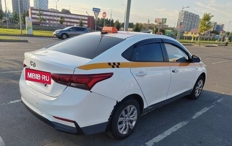 Hyundai Solaris II рестайлинг, 2018 год, 670 000 рублей, 2 фотография