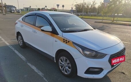 Hyundai Solaris II рестайлинг, 2018 год, 670 000 рублей, 10 фотография