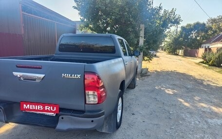Toyota Hilux VIII, 2015 год, 1 850 000 рублей, 6 фотография