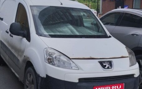 Peugeot Partner II рестайлинг 2, 2011 год, 17 000 000 рублей, 1 фотография