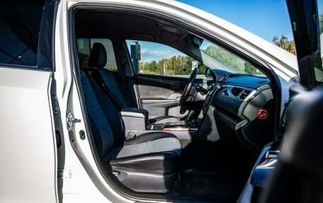 Toyota Camry, 2016 год, 2 200 000 рублей, 11 фотография