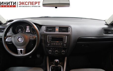 Volkswagen Jetta VI, 2013 год, 899 900 рублей, 7 фотография