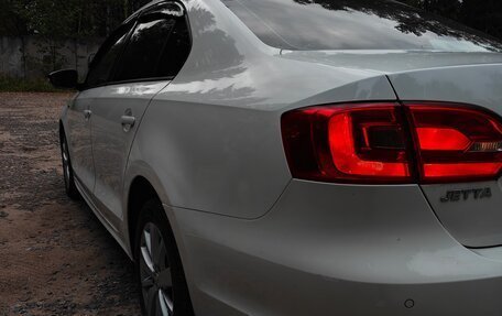 Volkswagen Jetta VI, 2013 год, 1 000 000 рублей, 9 фотография