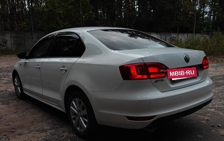 Volkswagen Jetta VI, 2013 год, 1 000 000 рублей, 7 фотография