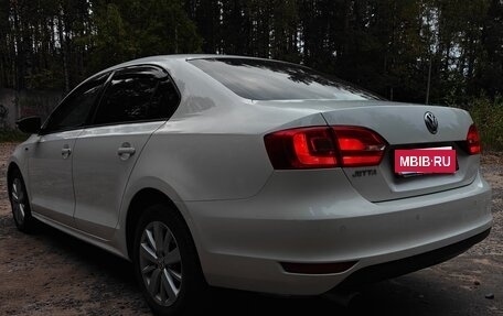 Volkswagen Jetta VI, 2013 год, 1 000 000 рублей, 8 фотография