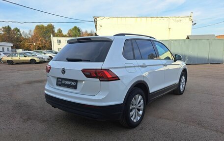 Volkswagen Tiguan II, 2020 год, 2 200 000 рублей, 5 фотография