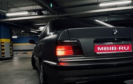 BMW 3 серия, 1993 год, 300 000 рублей, 3 фотография