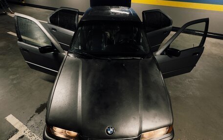 BMW 3 серия, 1993 год, 300 000 рублей, 16 фотография