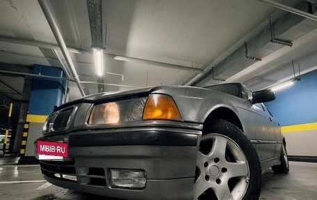 BMW 3 серия, 1993 год, 300 000 рублей, 18 фотография