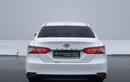 Toyota Camry, 2019 год, 1 650 000 рублей, 7 фотография