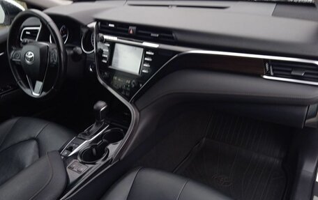 Toyota Camry, 2019 год, 1 650 000 рублей, 19 фотография