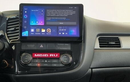 Mitsubishi Outlander III рестайлинг 3, 2018 год, 1 840 000 рублей, 6 фотография