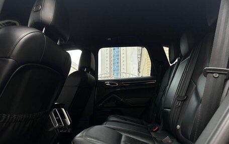Porsche Cayenne III, 2014 год, 2 990 000 рублей, 25 фотография