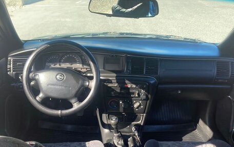 Opel Vectra B рестайлинг, 1997 год, 200 000 рублей, 20 фотография