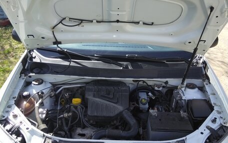 Renault Logan II, 2018 год, 480 000 рублей, 6 фотография