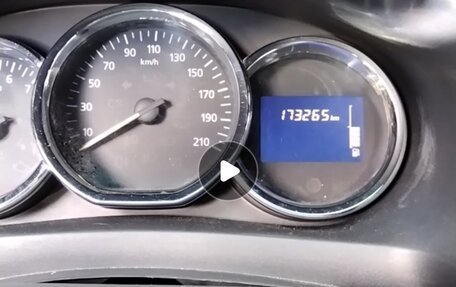 Renault Logan II, 2018 год, 480 000 рублей, 10 фотография