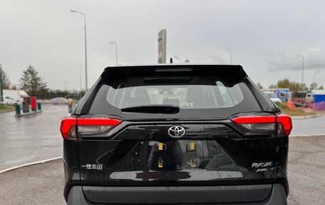 Toyota RAV4, 2025 год, 3 990 000 рублей, 3 фотография