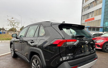 Toyota RAV4, 2025 год, 3 990 000 рублей, 2 фотография