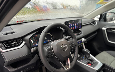 Toyota RAV4, 2025 год, 3 990 000 рублей, 10 фотография