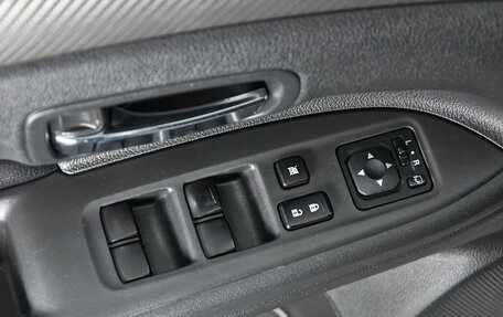 Mitsubishi Outlander III рестайлинг 3, 2014 год, 1 449 000 рублей, 10 фотография