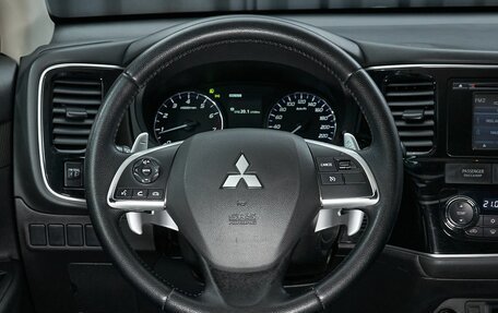 Mitsubishi Outlander III рестайлинг 3, 2014 год, 1 449 000 рублей, 12 фотография