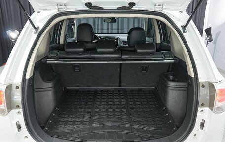 Mitsubishi Outlander III рестайлинг 3, 2014 год, 1 449 000 рублей, 18 фотография