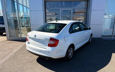 Skoda Rapid I, 2015 год, 840 000 рублей, 5 фотография