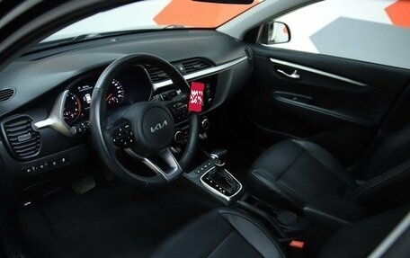 KIA Rio IV, 2022 год, 1 870 000 рублей, 10 фотография
