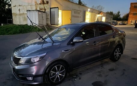 KIA Rio III рестайлинг, 2015 год, 800 000 рублей, 4 фотография