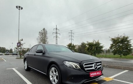 Mercedes-Benz E-Класс, 2016 год, 1 750 000 рублей, 1 фотография