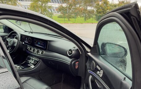 Mercedes-Benz E-Класс, 2016 год, 1 750 000 рублей, 11 фотография