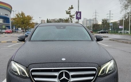 Mercedes-Benz E-Класс, 2016 год, 1 750 000 рублей, 2 фотография