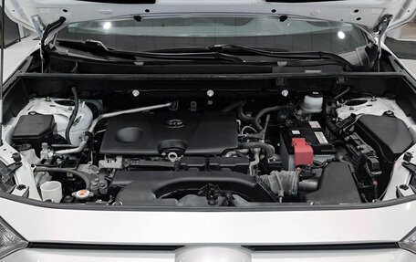 Toyota RAV4, 2021 год, 2 835 000 рублей, 13 фотография