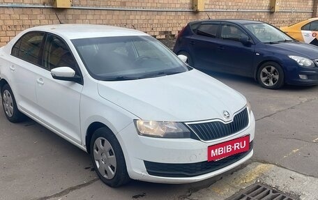 Skoda Rapid I, 2018 год, 850 000 рублей, 2 фотография