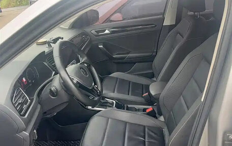 Volkswagen T-Roc I, 2022 год, 1 800 222 рублей, 8 фотография