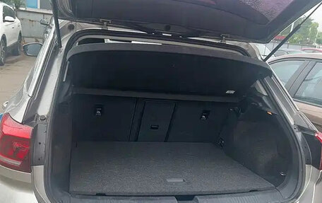 Volkswagen T-Roc I, 2022 год, 1 800 222 рублей, 20 фотография