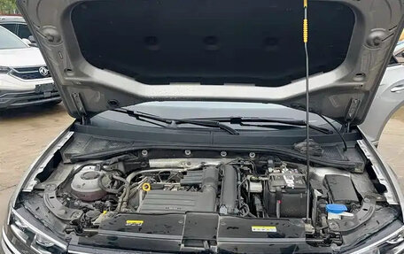 Volkswagen T-Roc I, 2022 год, 1 800 222 рублей, 21 фотография