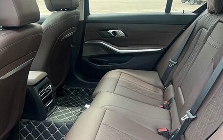 BMW 3 серия, 2022 год, 3 750 000 рублей, 8 фотография
