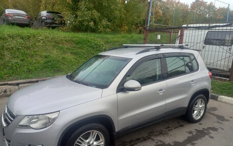 Volkswagen Tiguan I, 2010 год, 820 000 рублей, 1 фотография
