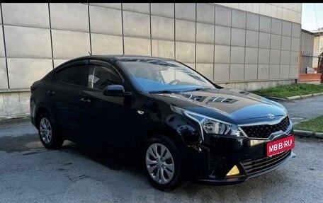 KIA Rio IV, 2021 год, 1 709 000 рублей, 1 фотография