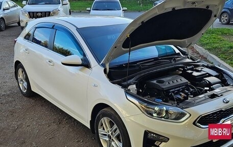 KIA cee'd III, 2020 год, 2 000 000 рублей, 17 фотография