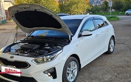 KIA cee'd III, 2020 год, 2 000 000 рублей, 16 фотография