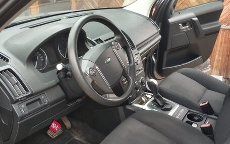 Land Rover Freelander II рестайлинг 2, 2013 год, 1 700 000 рублей, 8 фотография
