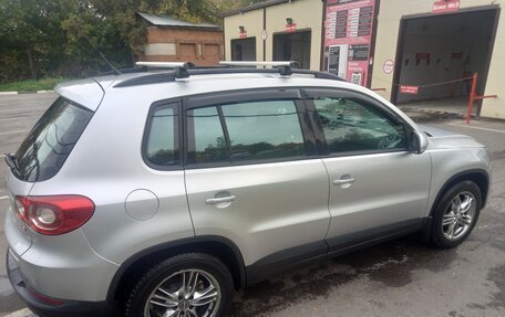 Volkswagen Tiguan I, 2010 год, 820 000 рублей, 2 фотография